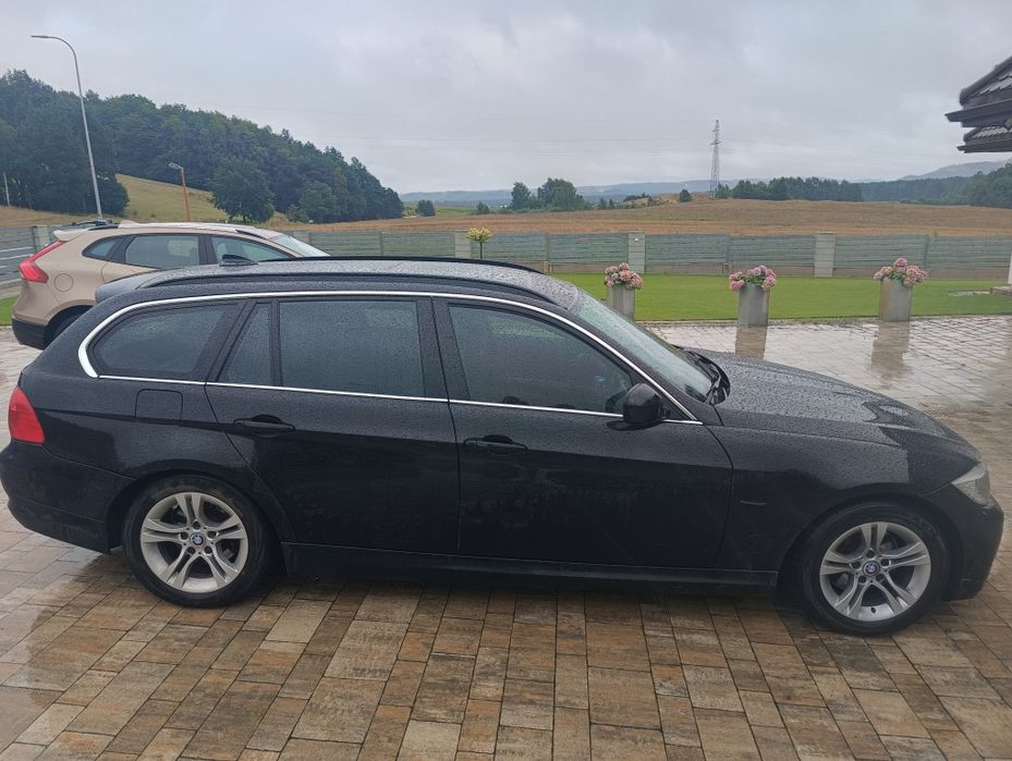 BMW E91 z 2010r 318d