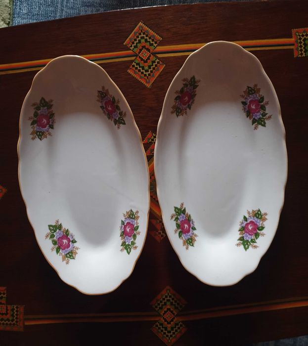 Селедочница - Коростень ,фарфор 2 шт