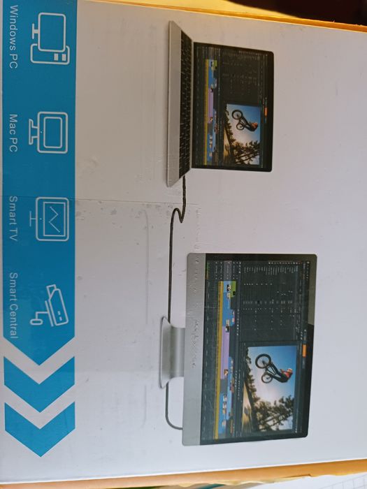 KVM Switch DisplayPort 2.0 8K 60Hz/4K 240Hz USB 3.0 Aoocoo