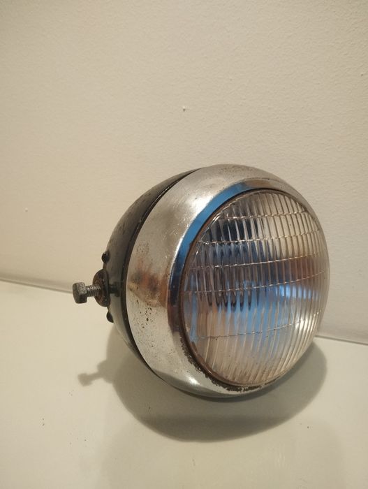 Farol motorizada CEV