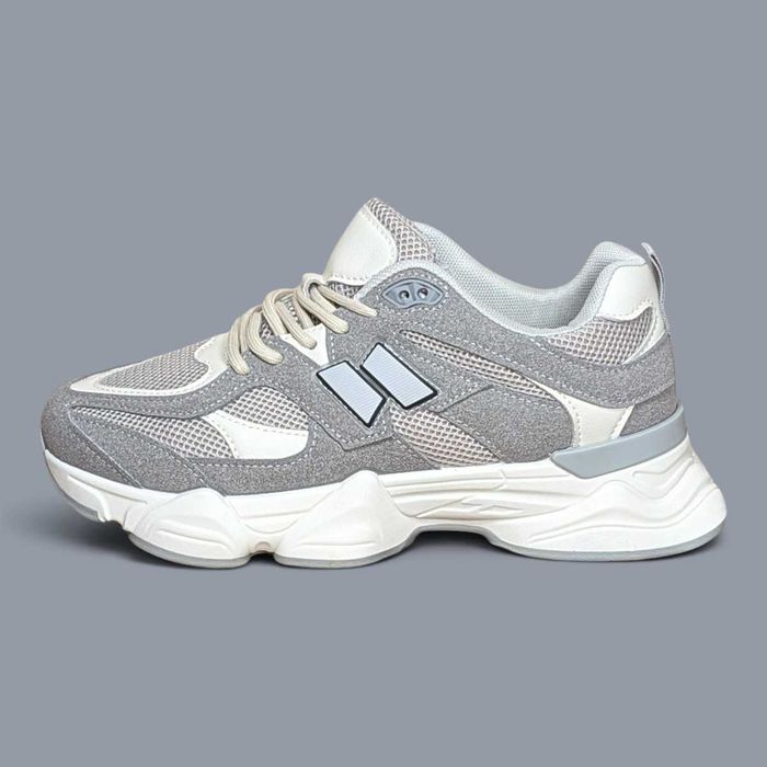 Женские кроссовки 36-41 кожа Киев