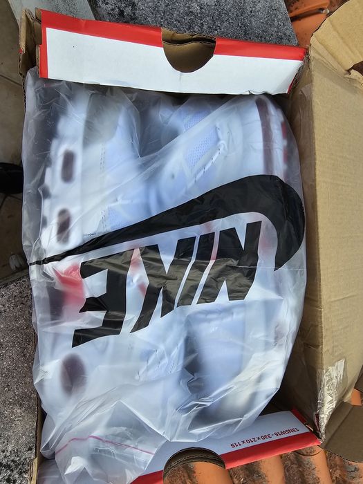 Nike Air Max Plus TN Branco/Vermelho  Tam 42