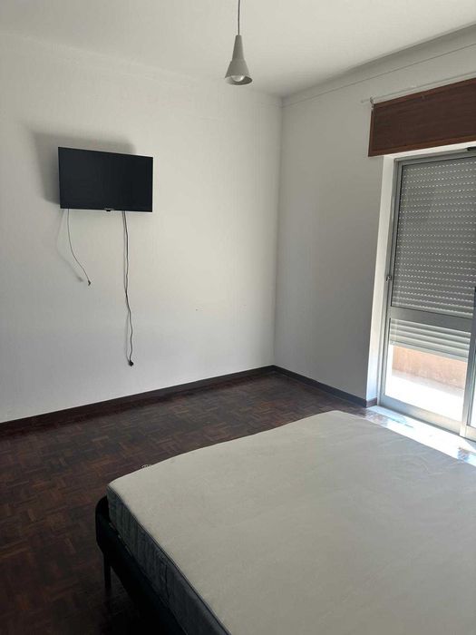 QUARTO CASAL OU SOLTEIRO