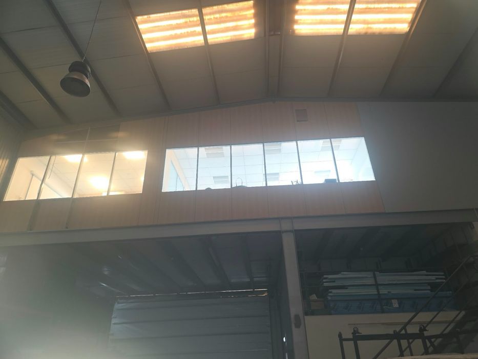 ARMAZÉM PARA ARRENDAMENTO – CACÉM PARK