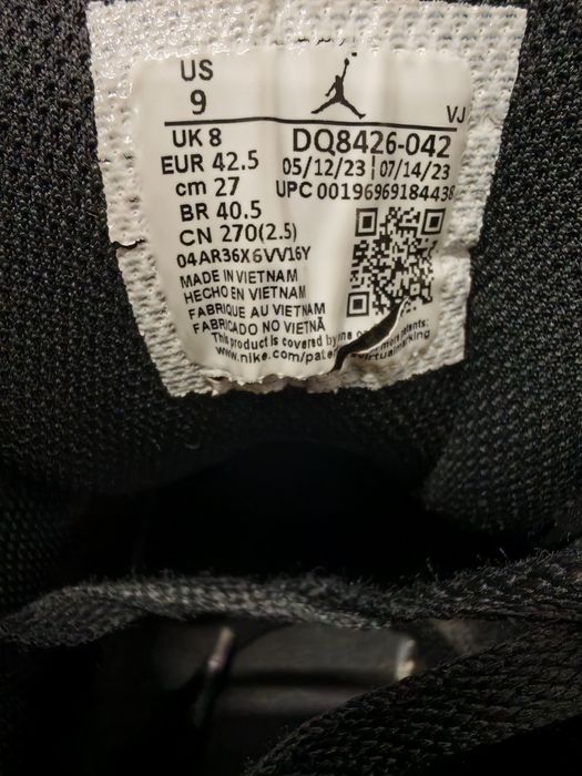 Nike Jordan 1 mid r. 42.5