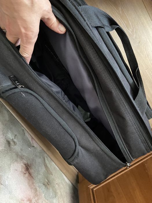 Деловой чемодан samsonite