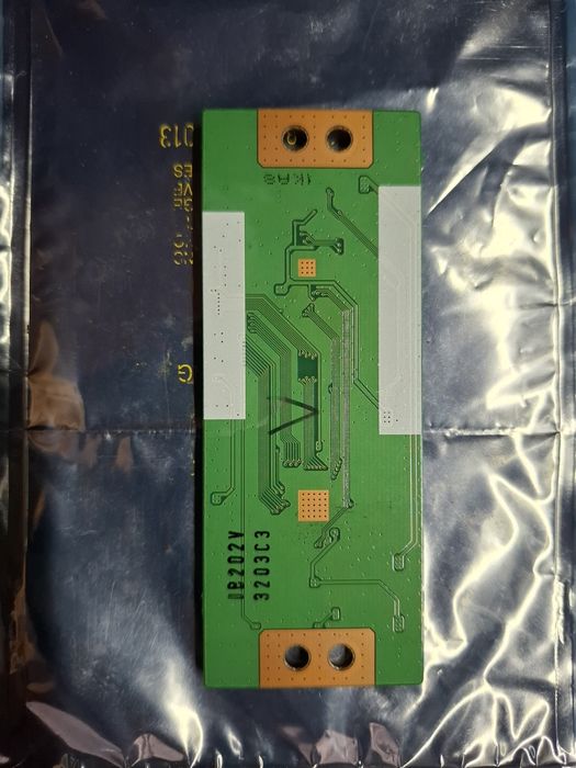 Placa T-Con  LG Display 6870C-0442B