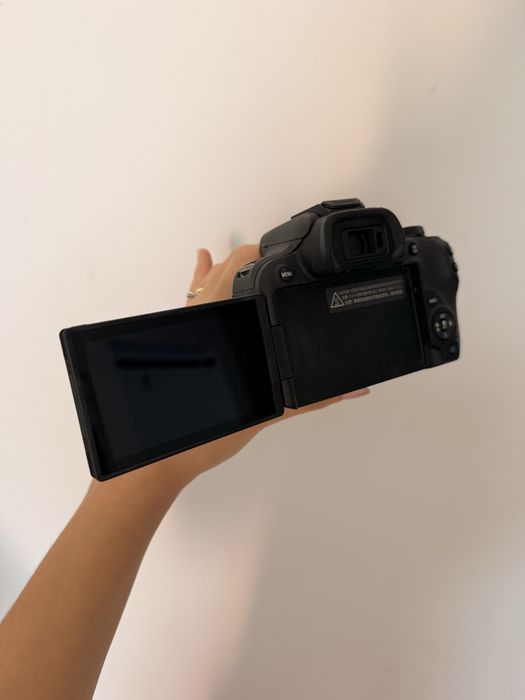 Canon EOS R10 Rzadko uzywany