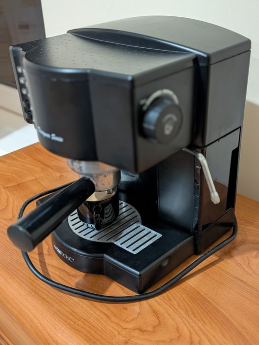 Кавоварка Clatronic ES-2244