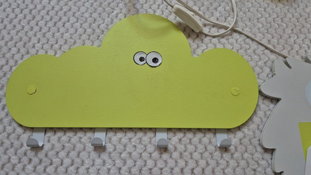 Zestaw do pokoju ozdoby zielone limonka lampka półka wieszak projektor