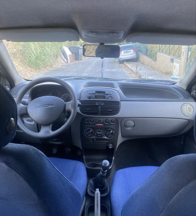 Fiat Punto — fotografia 5