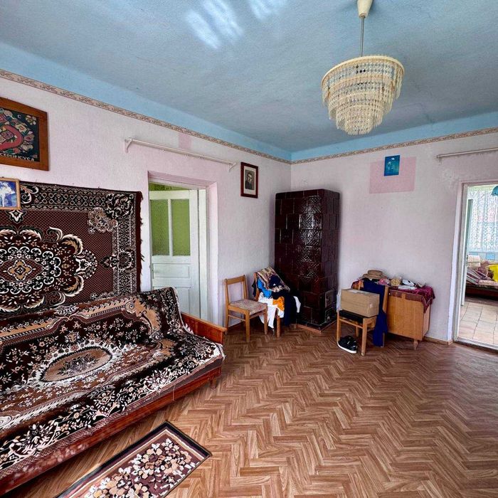 Продається будинок біля дністра у селі Золота Липа