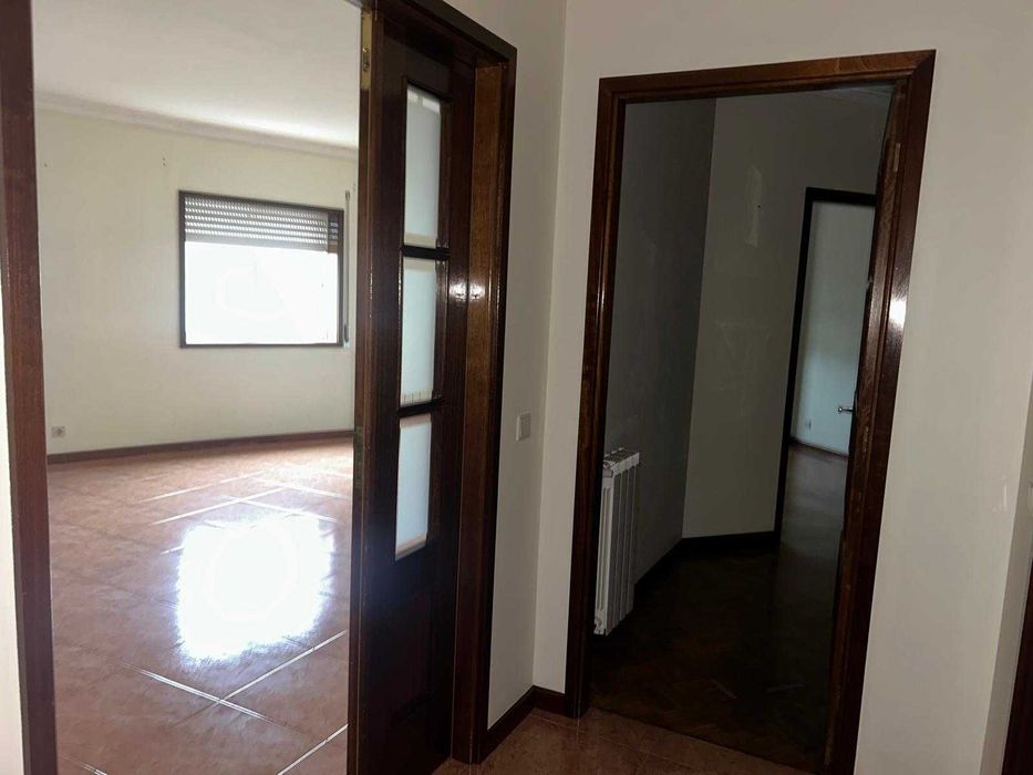 APARTAMENTO T2 para Arrendar em Mozelos