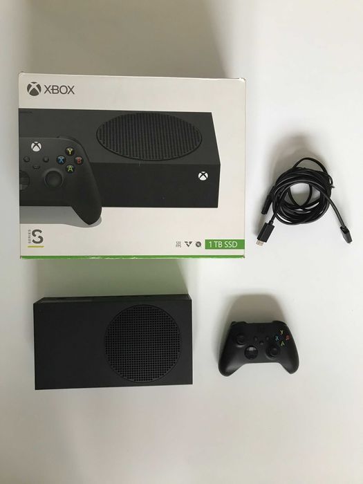 Konsola Xbox Series S 1TB Carbon Black (czarny)