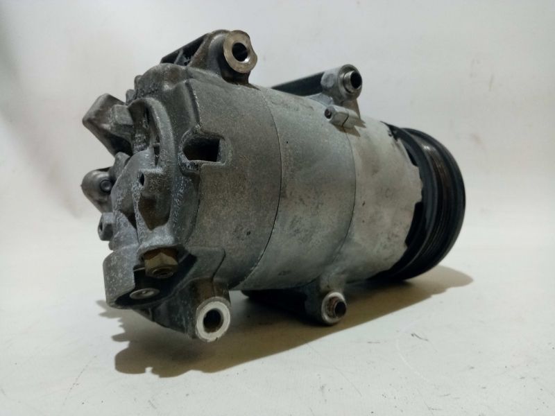 Compressor AC FORD Fiesta VI (CB1, CCN)
