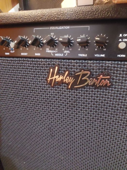 Amplificador baixo Harley Benton 80 Watts