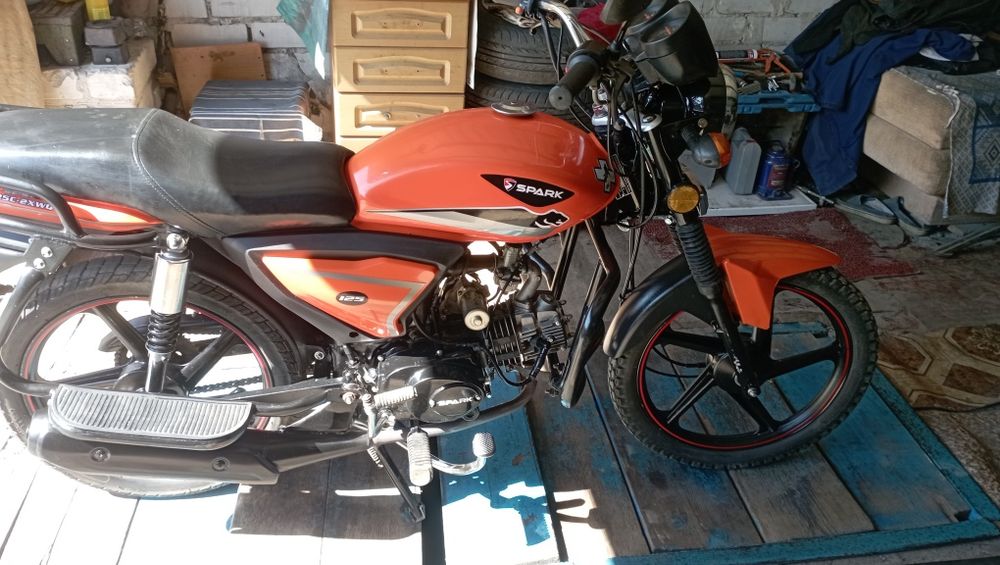 Продам мотоцикл спарк