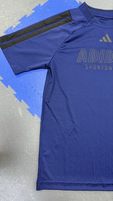 Футболка Adіdas, JC8035, розмір 11-12 років , 152 см