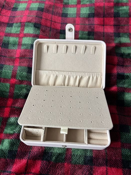 Szkatułka na Biżuterię Kuferek Glamour Pudełko Nowy Organizer