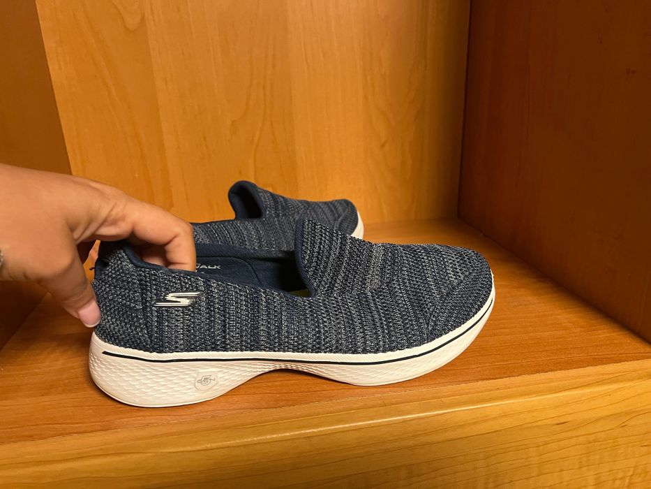 Skechers go wolk тапочки туфлі  мокасини літні