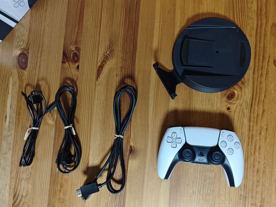 Konsola Sony PlayStation 5 + dysk M.2 1TB. REZERWACJA DLA P.DAMIANA