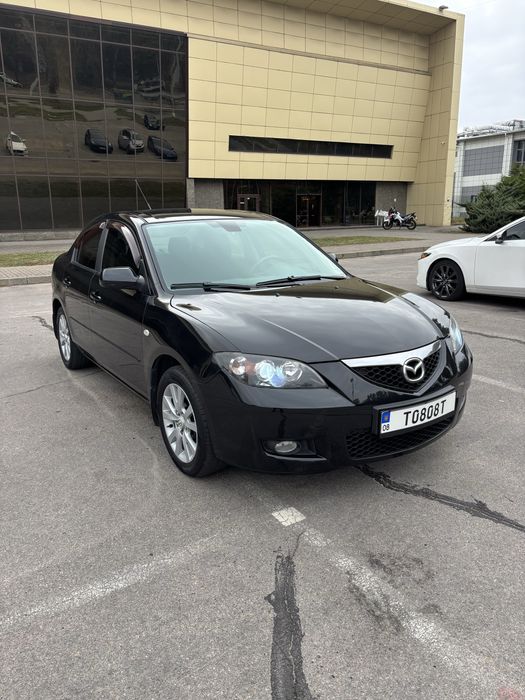 Mazda 3 на Автоматі в гарному стані