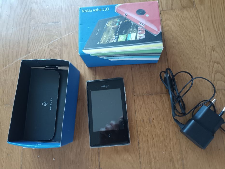 Telemóvel Nokia Asha 503 - vintage