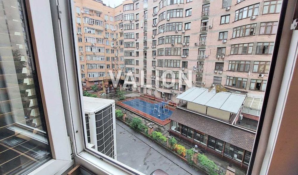 Продаж 4к квартири з ремонтом і меблями Дмитрівська 56Б Шевченківський