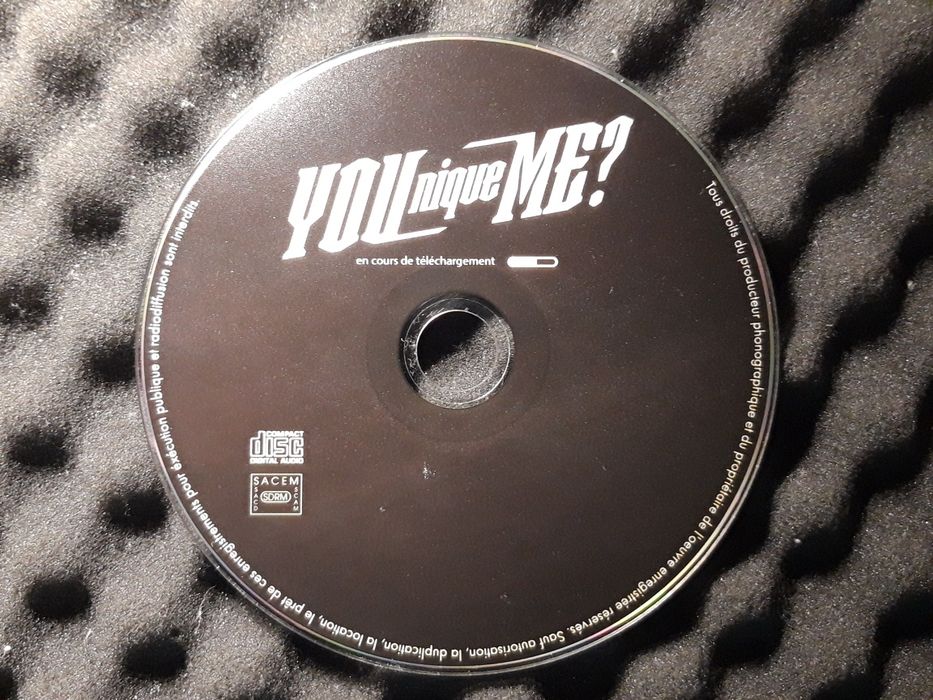 YOUniqueME? - En Cours De Telechargement (CD, 2019)

Label: Homeless R