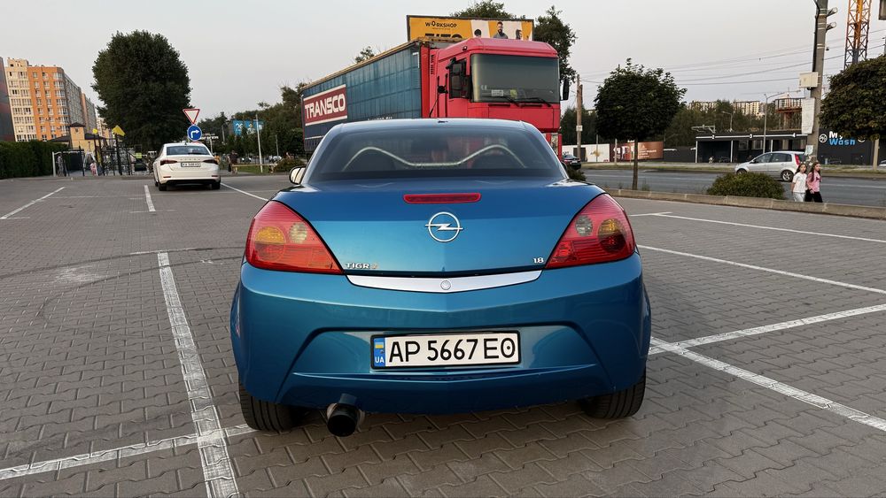 Opel Tigra TwinTop 1.8, Газ/бензин