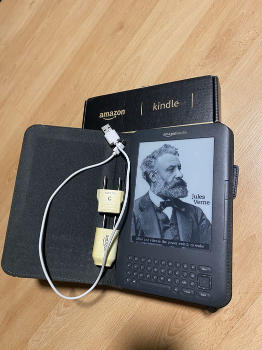 Czytnik ebooków amazon kindle keyboard 3G