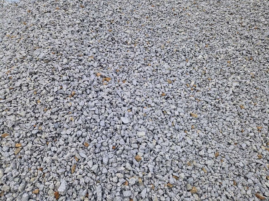 Grys granitowy dalmatyńczyk kruszywo ogrodowe ozdobne