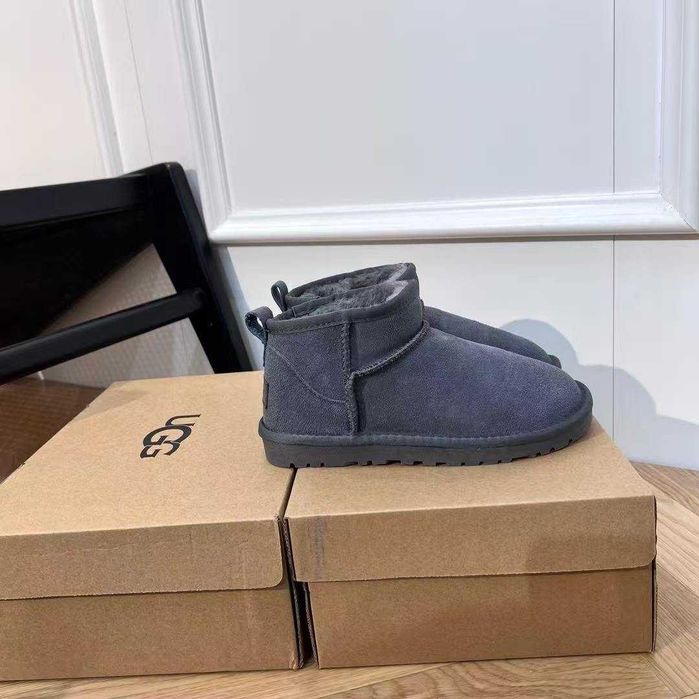 UGG Classic Mini Boots R.36