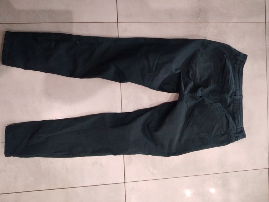 Świetne modne spodnie Fat Face rozmiar M/L