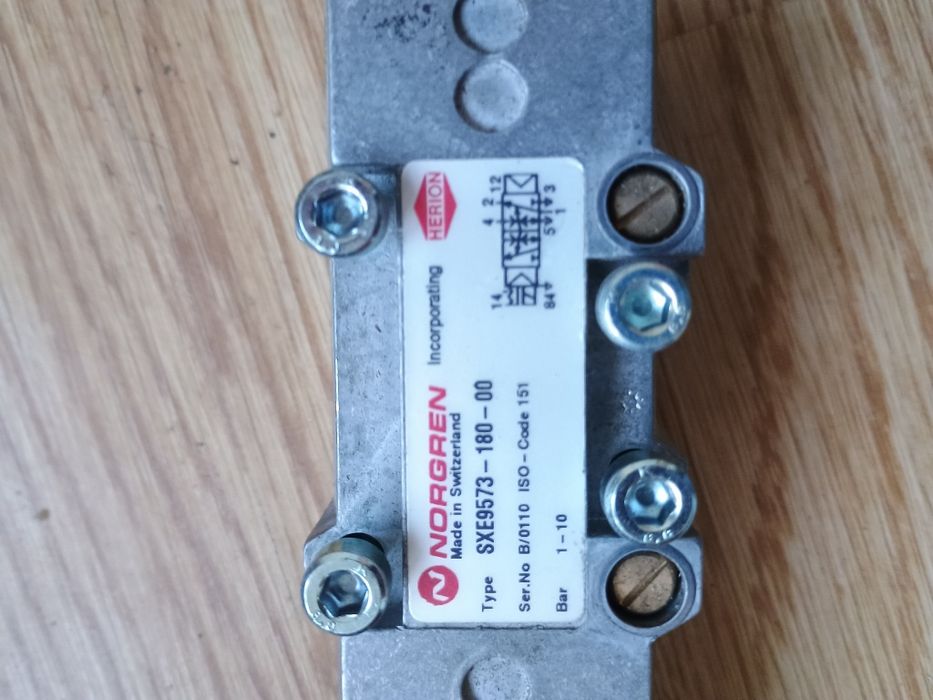 Znormalizowany pneumatyczny zawór elektromagnetyczny