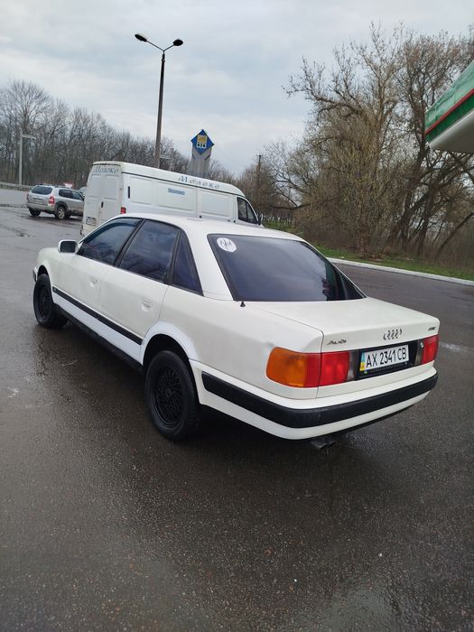 Продам Audi 100 C4