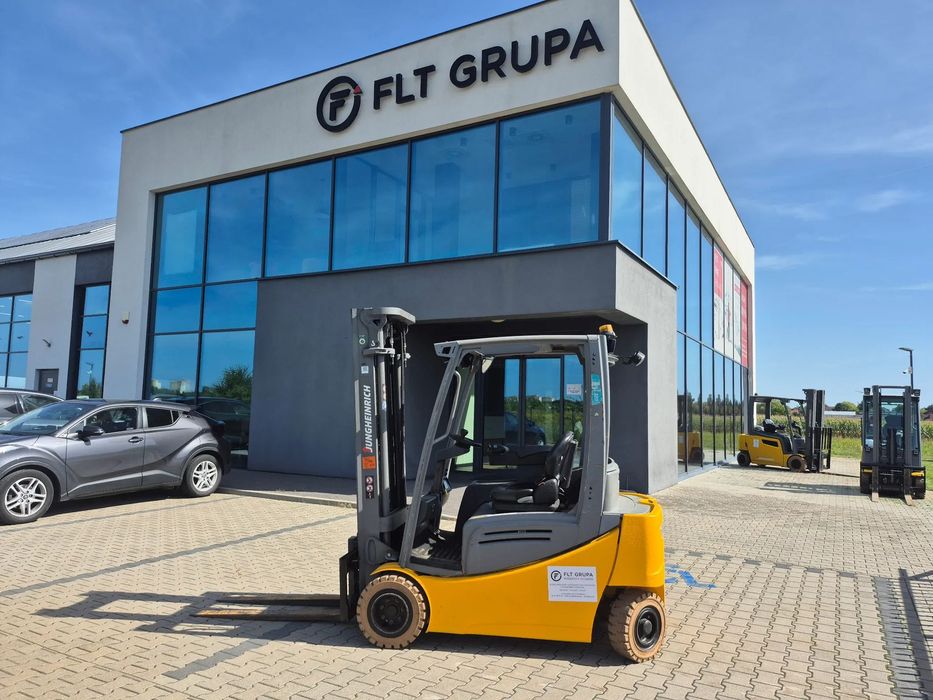 Jungheinrich EFG 320  Wózek widłowy elektryczny - Jungheinrich EFG 320