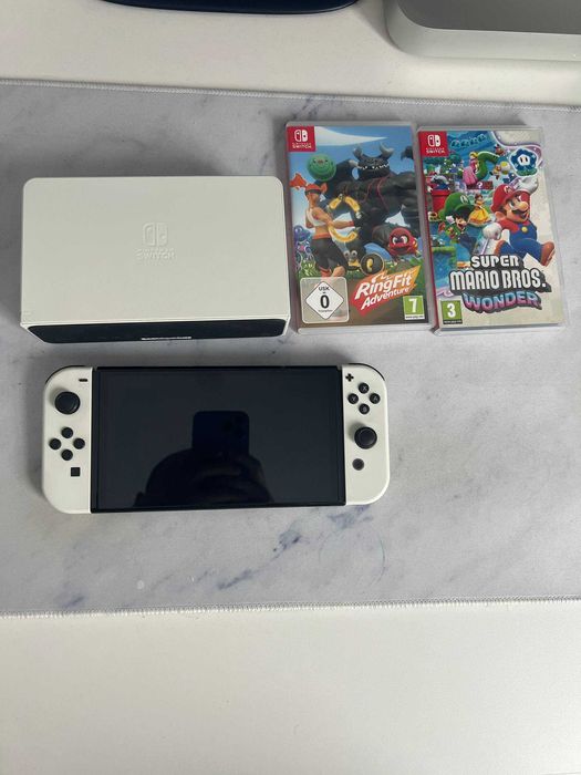 Nintendo Switch OLED white