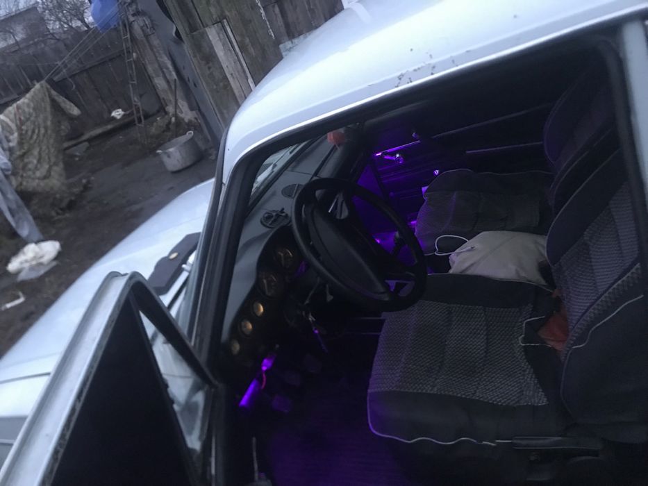 Продам ваз в хорошем состоянием ,на полном ходу варить не нужно, обмен