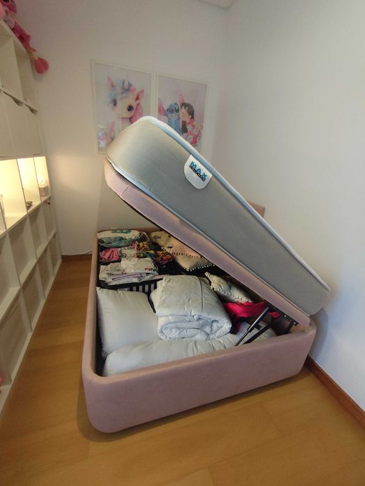 Cama sommier com colchão 180 x 120 cm