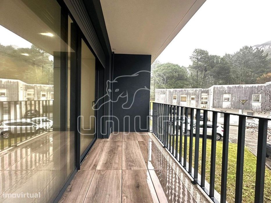 Apartamento T2 Em Darque Para Arrendamento