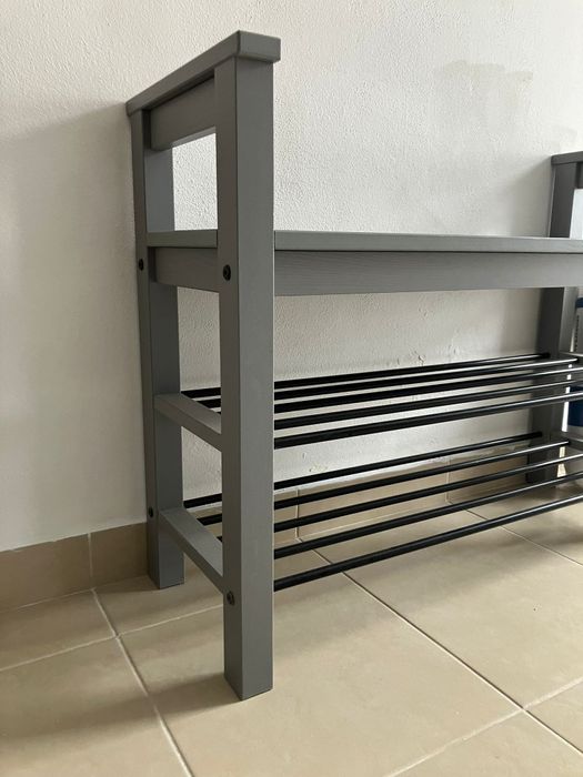 Sapateira em bom estado