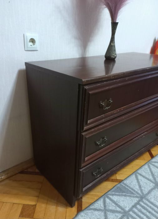 Вмісткий комод натуральне дерево. Польша