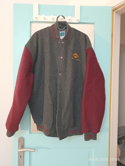 Jaqueta universitária Australiana em lá