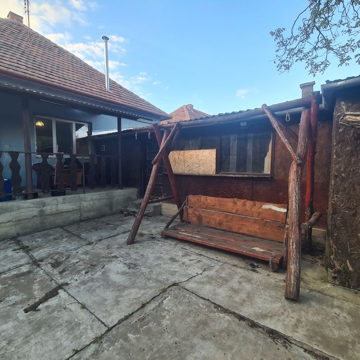 Продається компактний сімейний будинок в м.Берегове
