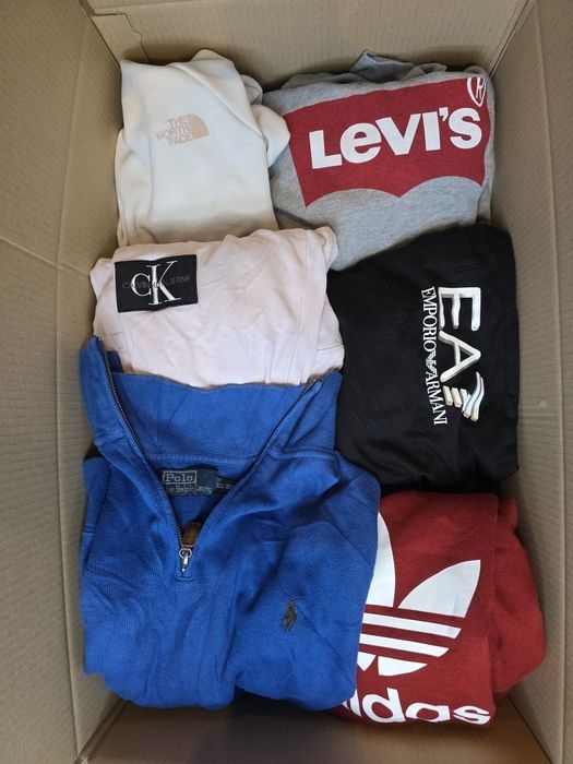 Hurt ODZIEŻ PREMIUM Pakiet 10 szt Mix (Tommy, Nike, Versace itp ) Metki także odzież używana