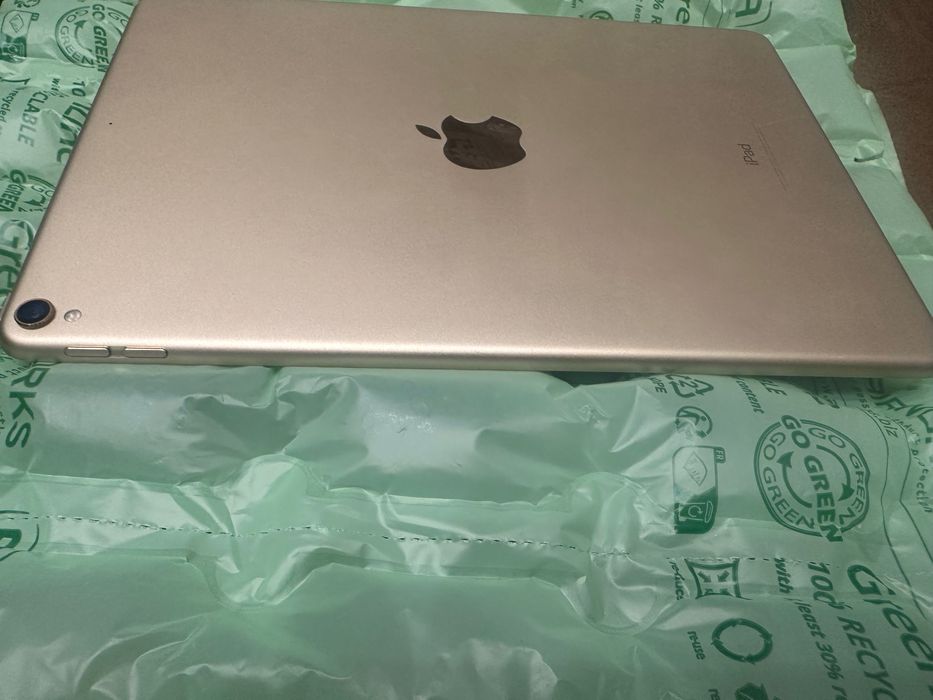 iPad Pro 10.5 2017 256gb під відновлення