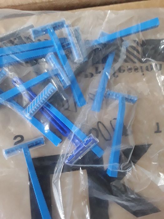 Станок для бритья одноразовый , лезвия для бритья