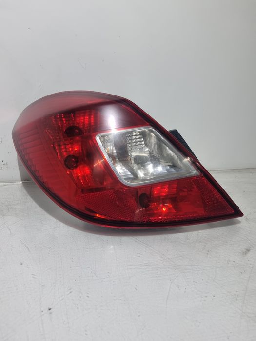 Farolim Tras Esquerdo - OPEL CORSA D (S07) | 06 - 14