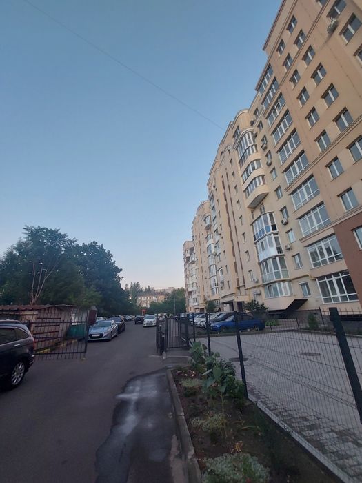Продаж 1 кімнатна новобудова Центр Прем'єр Хаус - Вид 2